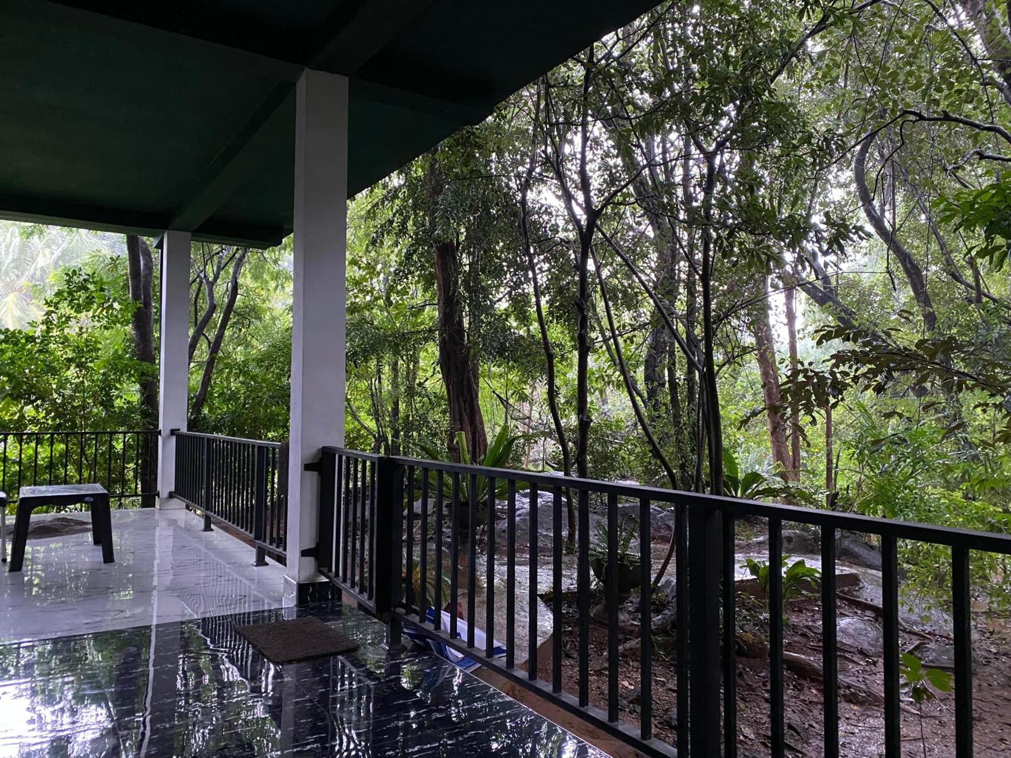 Green House Resort 시기리야 외부 사진